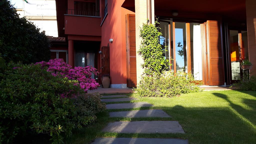 B&B Douglas House Varese Eksteriør billede